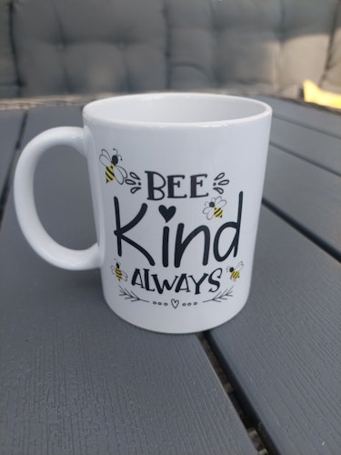 Mugg Bee kind always