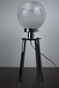 Bordslampa industri stil med Murano glasklot