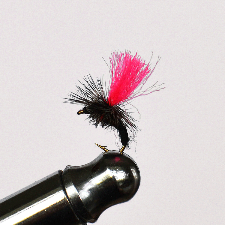 Klinkhammer Black / Pink torr fluga