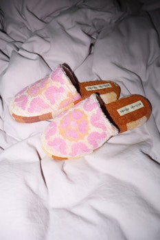 INDOOR SLIPPERS size 36-37