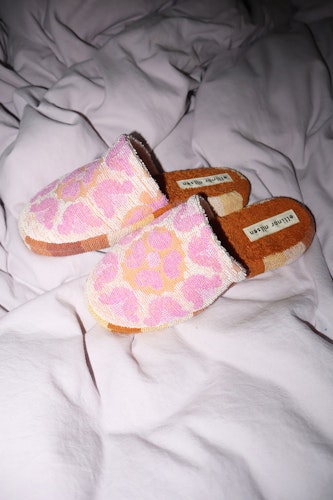 INDOOR SLIPPERS size 36-37