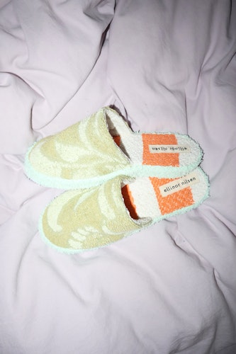 INDOOR SLIPPERS size 39-40