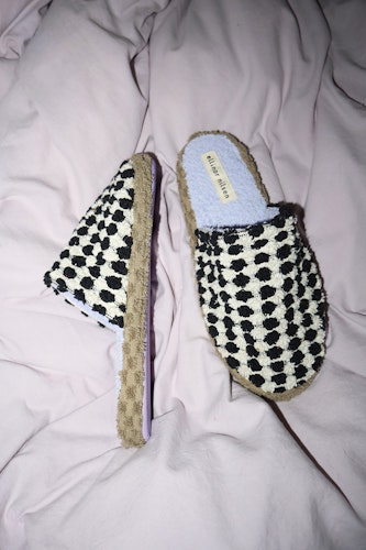 INDOOR SLIPPERS size 40-41