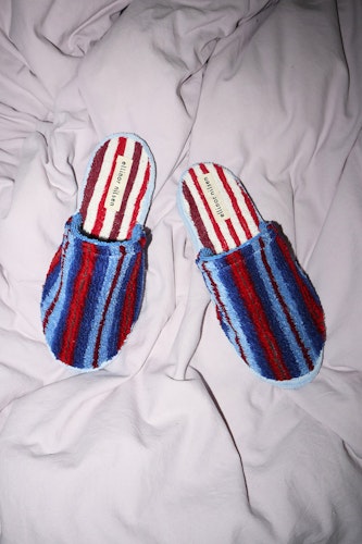 INDOOR SLIPPERS size 39-40