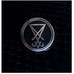 SIGIL OF LUCIFER, BLACK AND SILVER ROUND VERSION - PIN