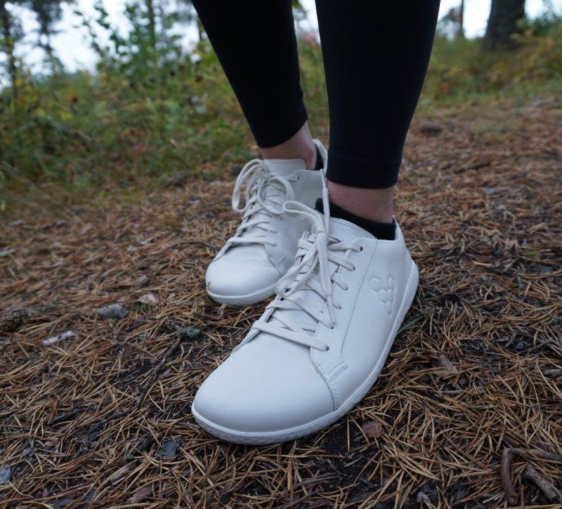 Barfotaskor och hallux valgus