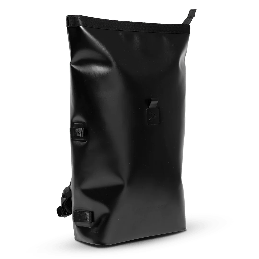 IAMRUNBOX Recycled Everyday Rolltop Black