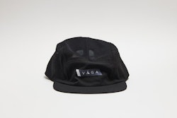 VÅGA Feather Racing Cap Storm Black