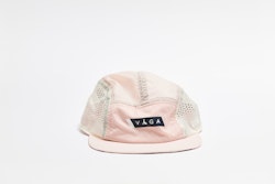 VÅGA Wind Resistant Feather Racing Cap Blush / Dusty Lilac / White