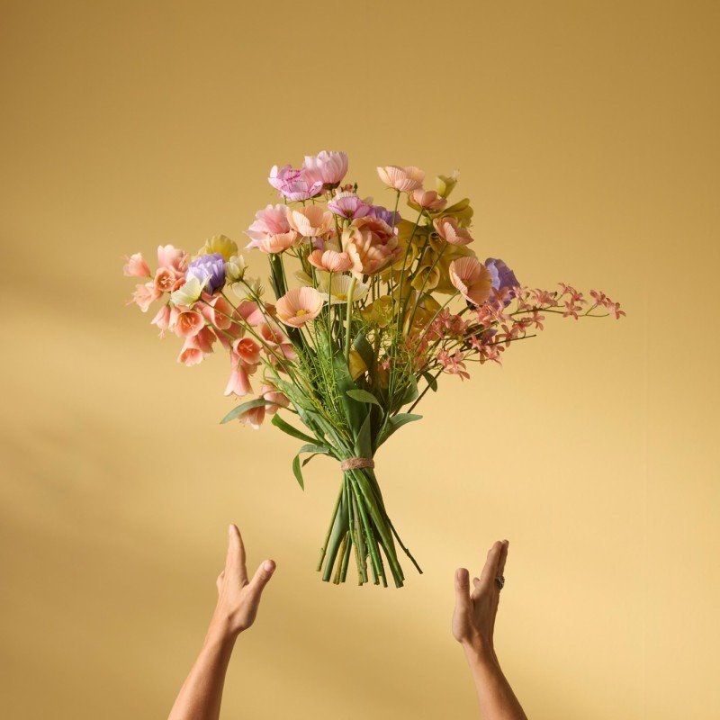 Hvordan vedligeholder jeg mine kunstige blomster?