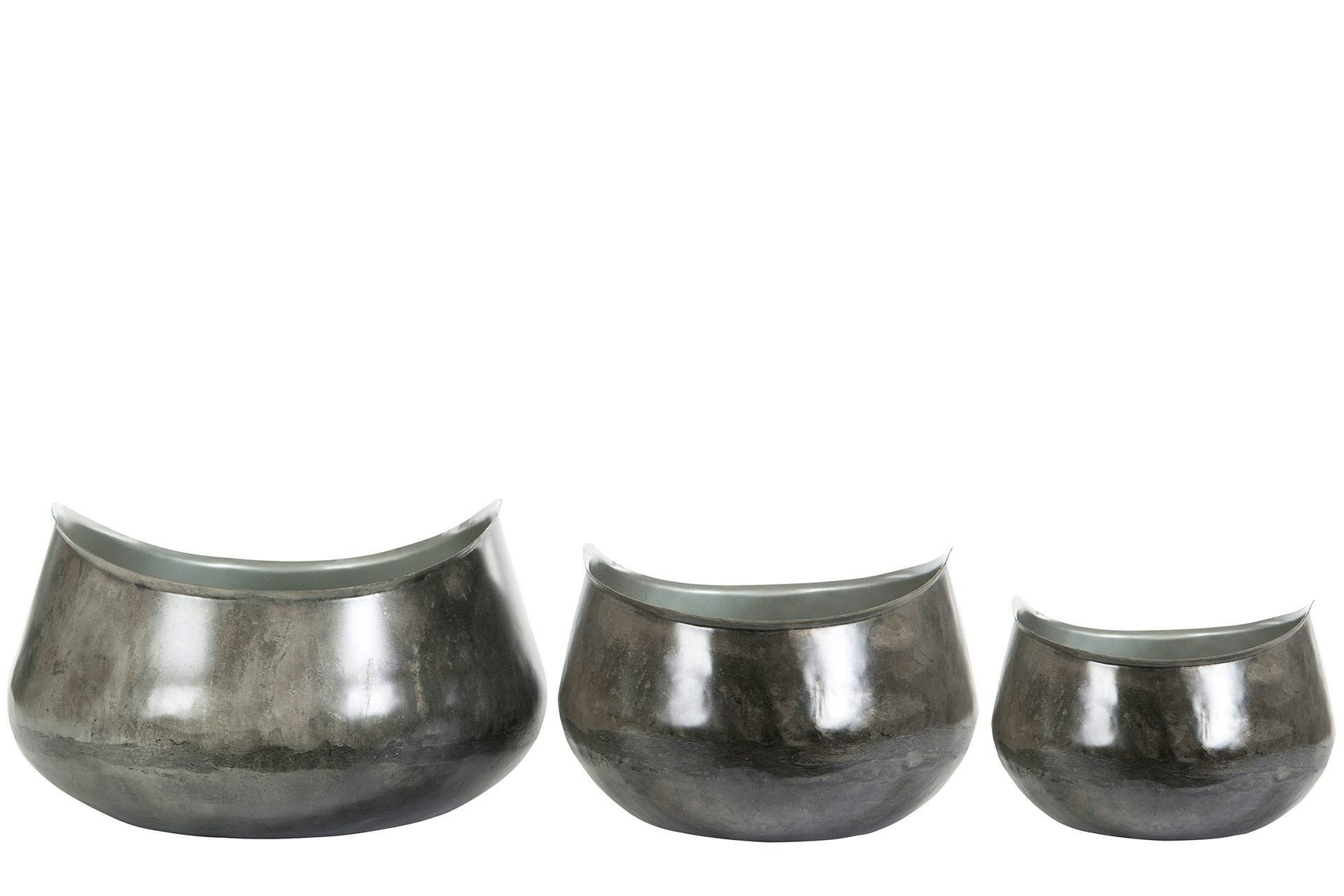 Metal potte