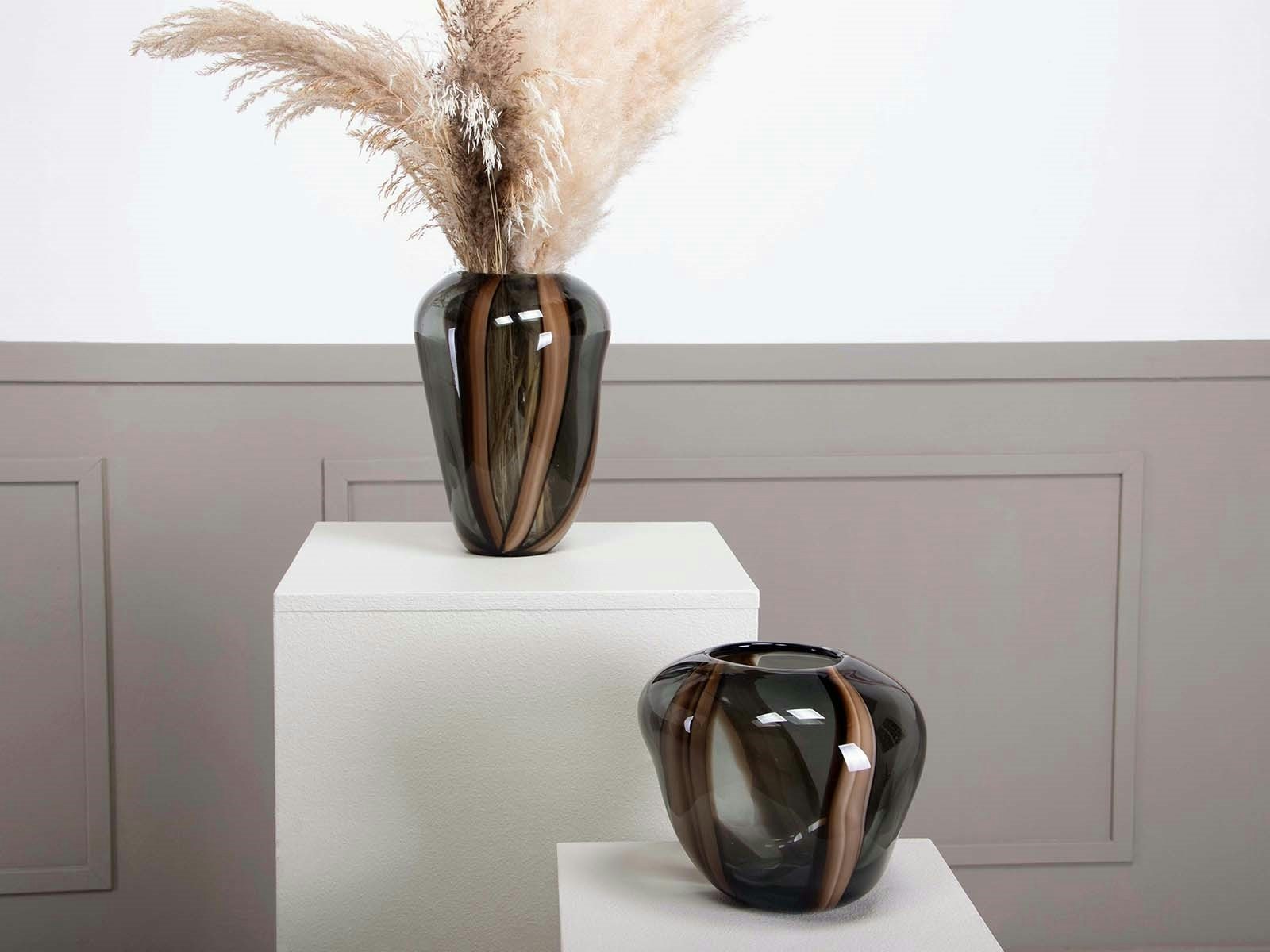 Cosmos vase