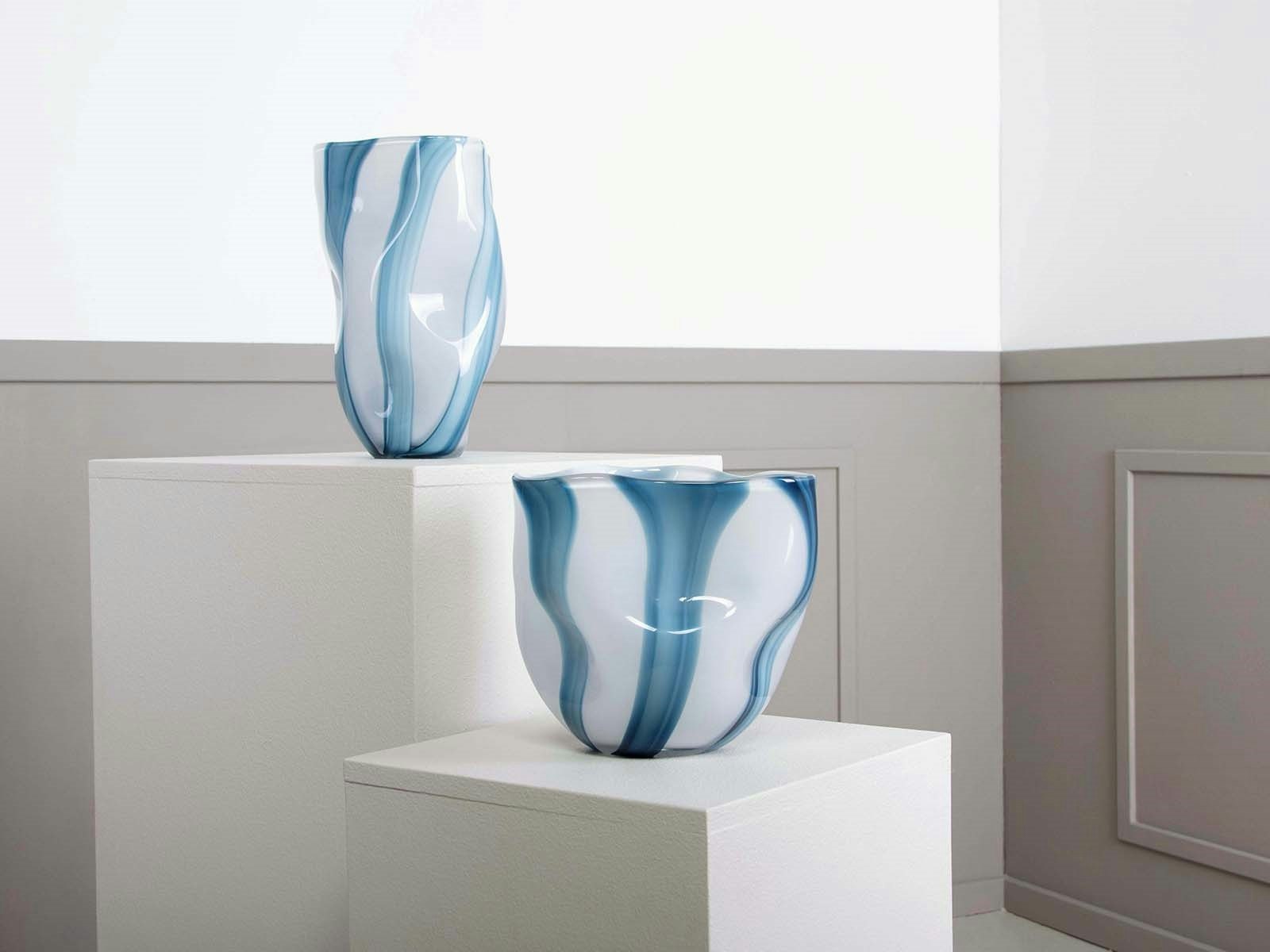 Nopsis vase