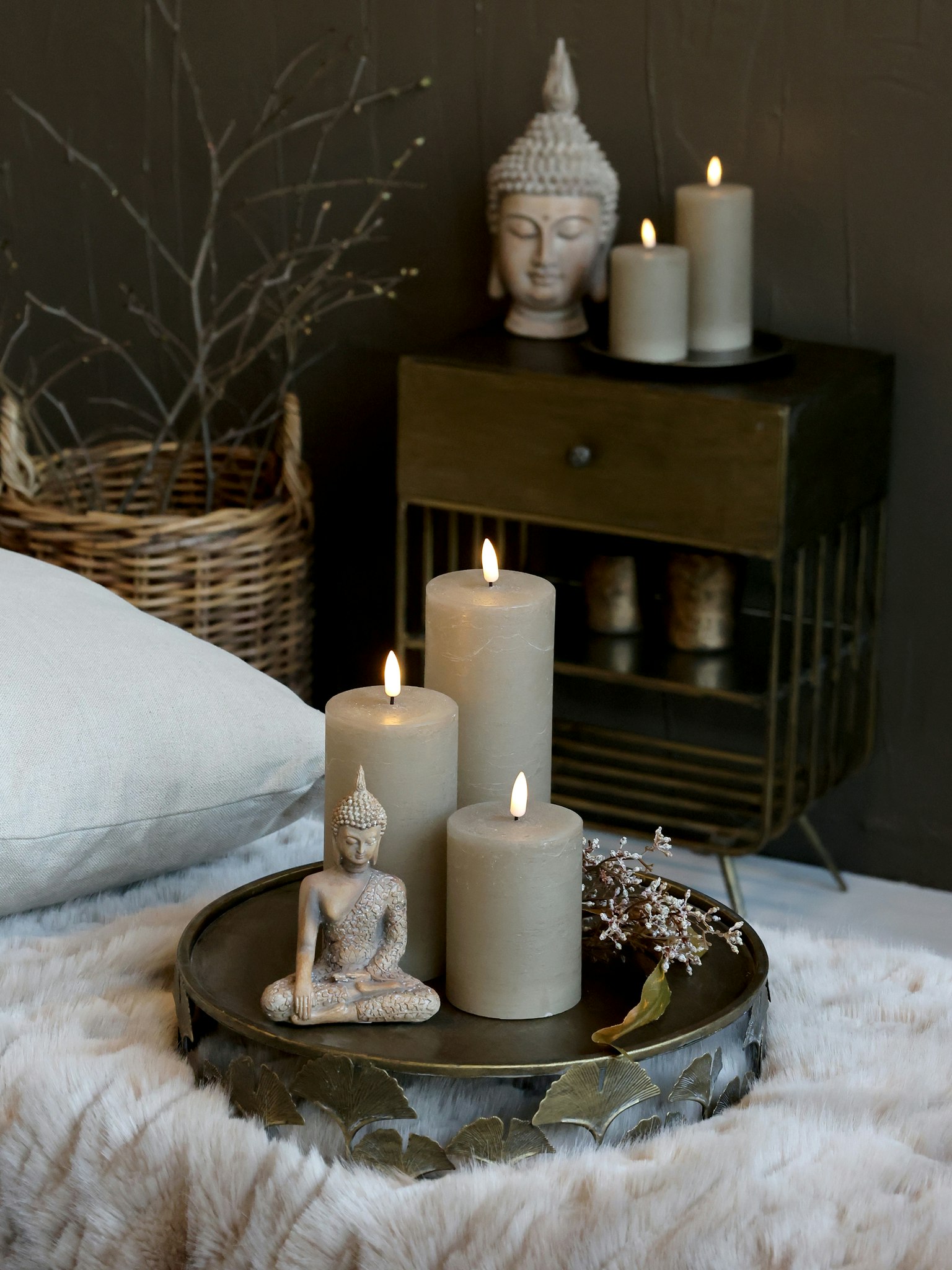 Fad med blomsterkant