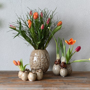 Ægge vase brun