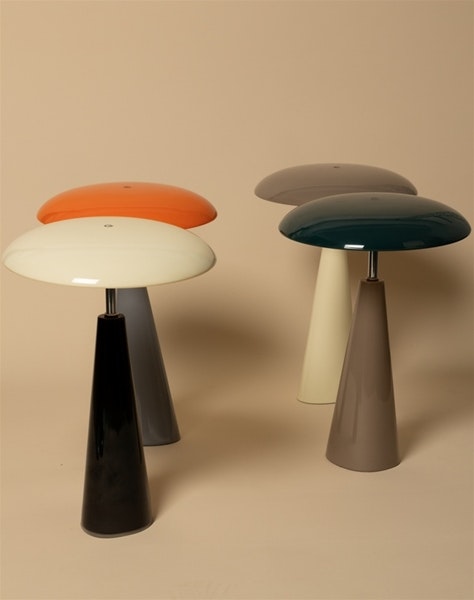 Lampe, The Audrey, Sort