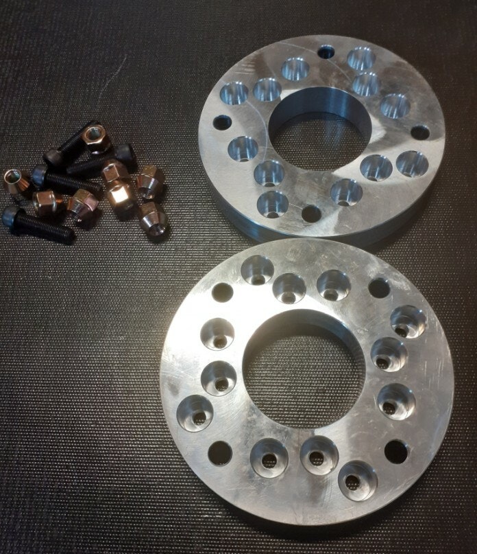 Spacers Omvandlare Can Am (4x136) till 4x100-110-4x136