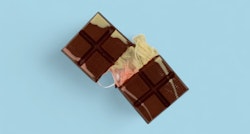 لوح شوكولا محشوى غزل البنات Sjokolade med sukkerspinn