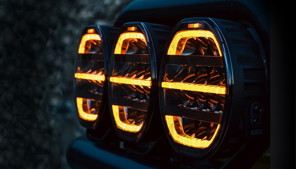 OZZ XR2 9" LED fjernlys Hvit/svart