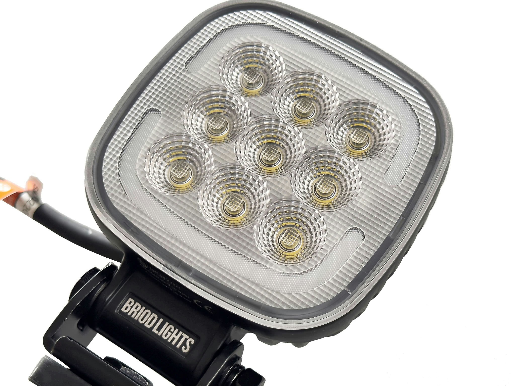 Briod Trio 45w arbeidslys med valgfritt parklys