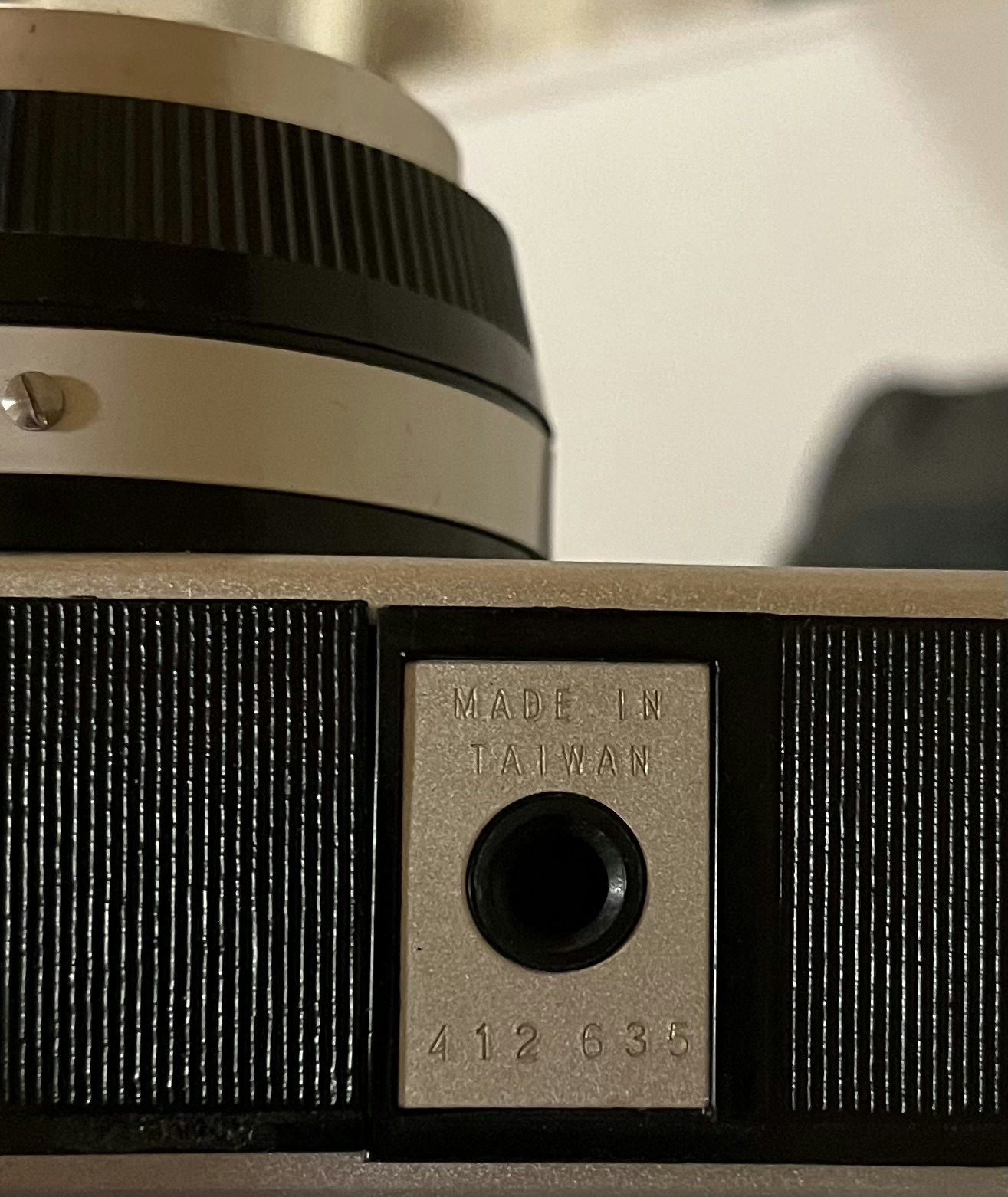 Retro kamera - Ricoh