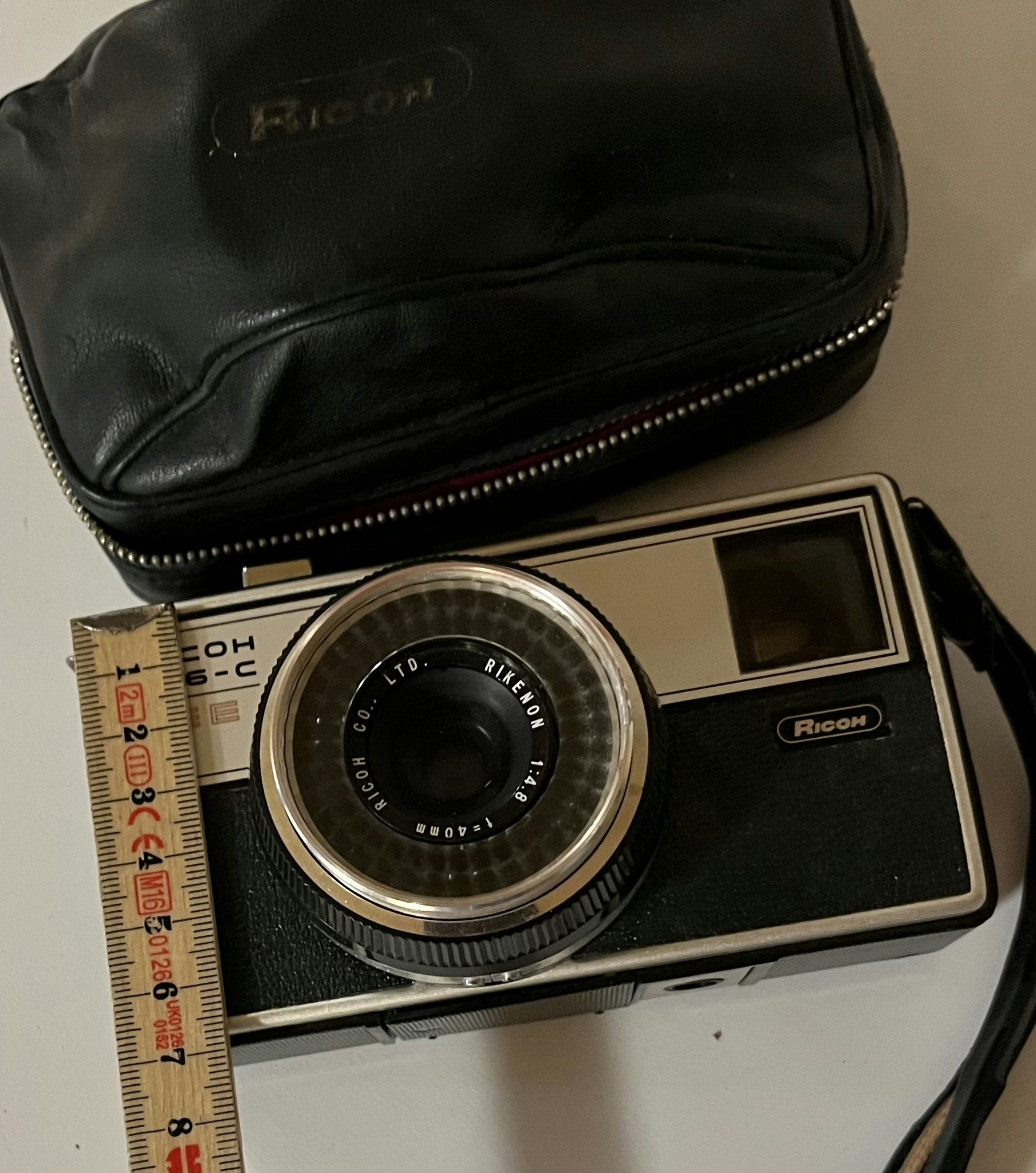 Retro kamera - Ricoh