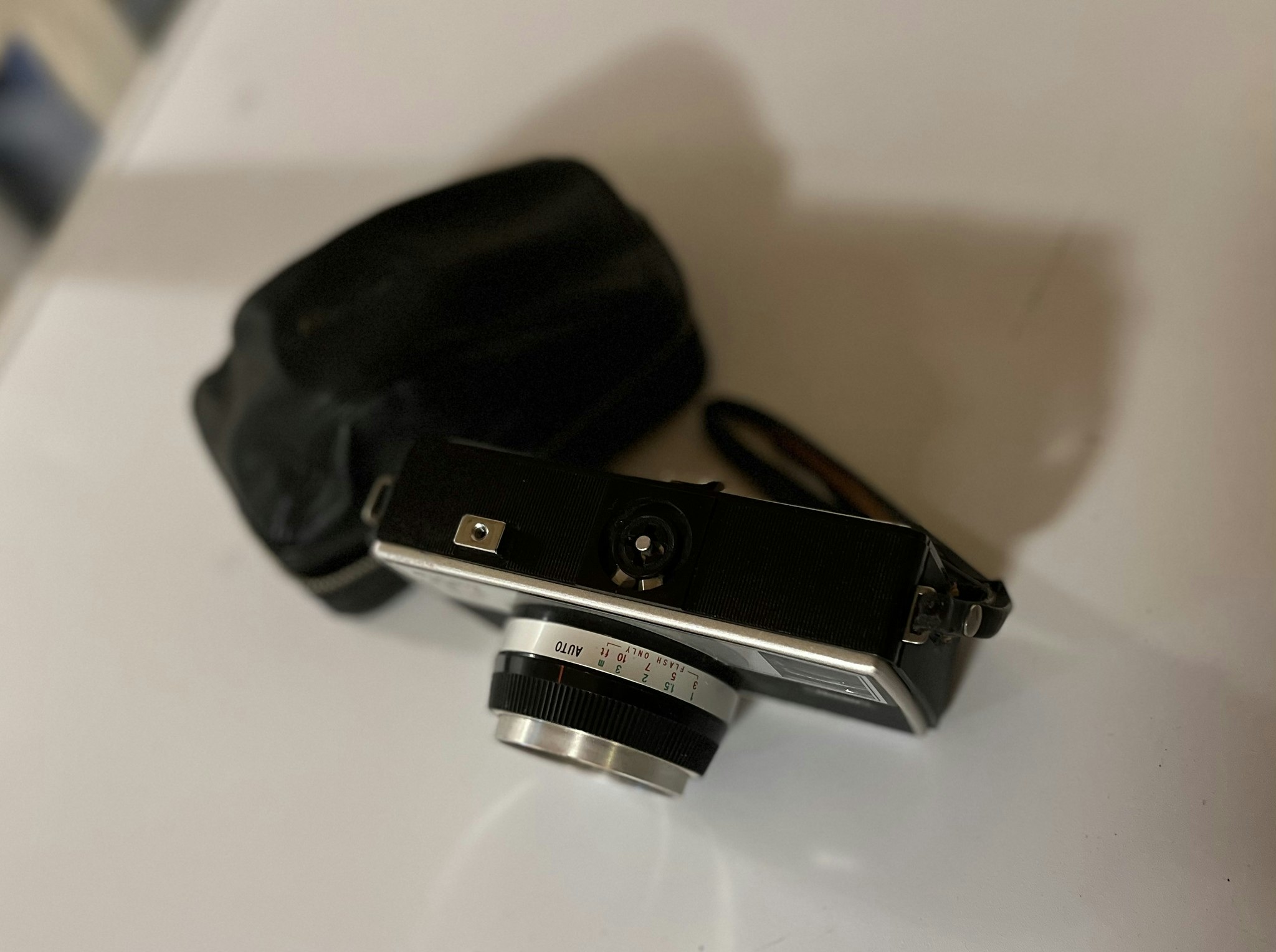 Retro kamera - Ricoh