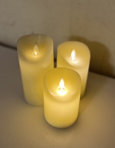 3 led lys med bevægende flamme inkl. fjernbetjening
