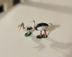 Plastfigurer - Pelikan og struds