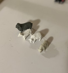 Får i plast - 4 stk.