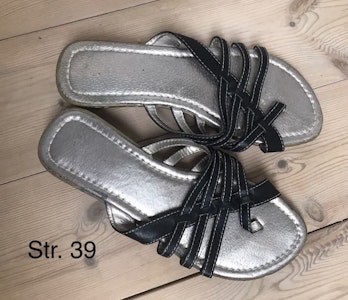 Sandaler - str. 39