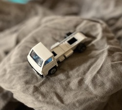 Bil