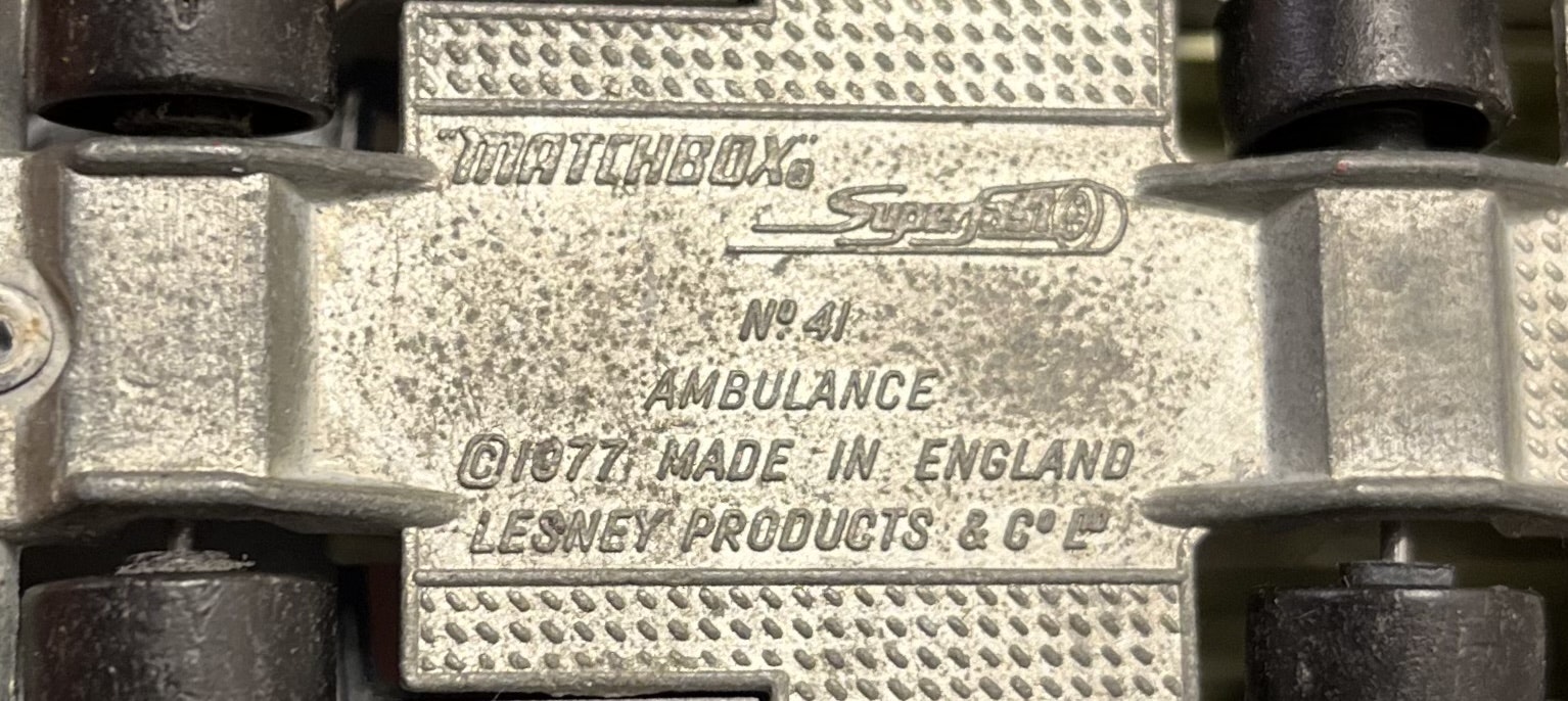 Matchbox no 41 ambulance 1977