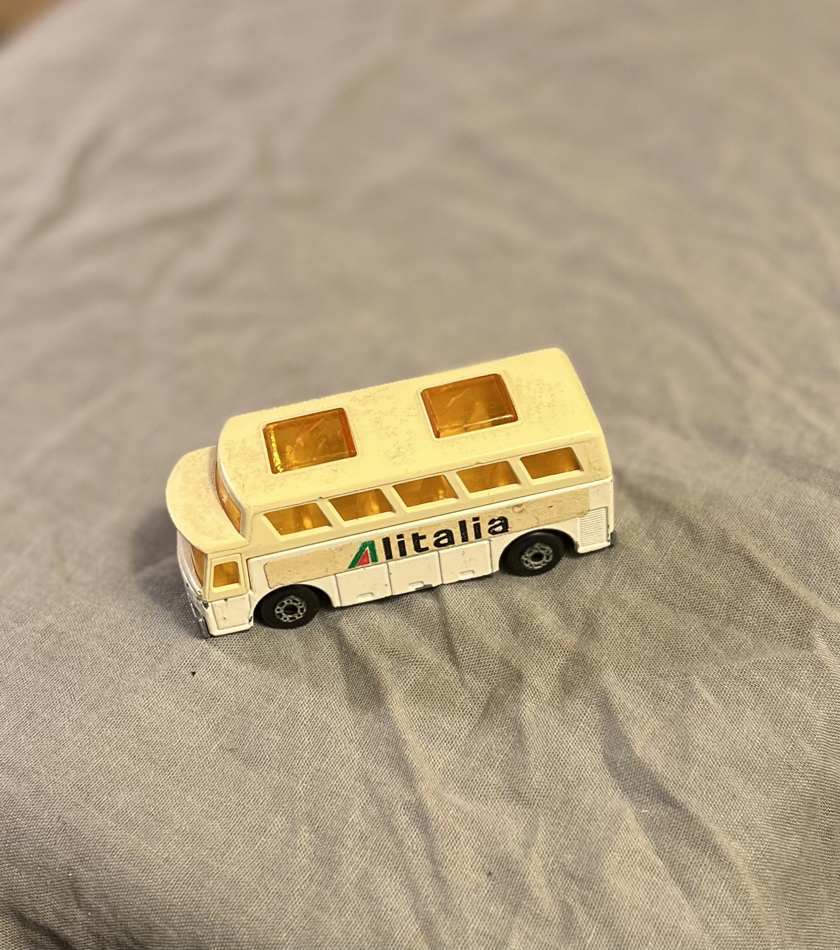 Matchbox no 66 Airport Coach