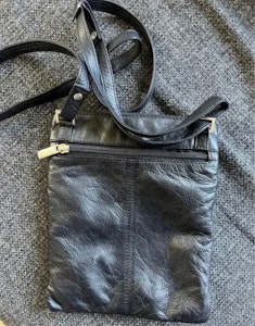 Crossbody taske