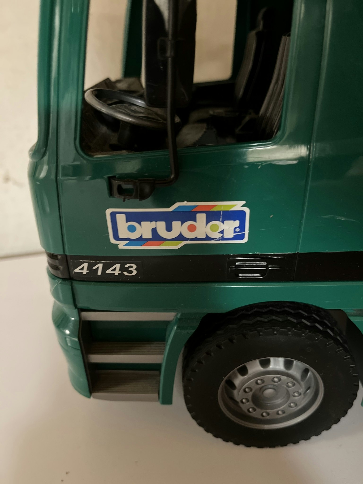 Bruder - Lastbil med træ