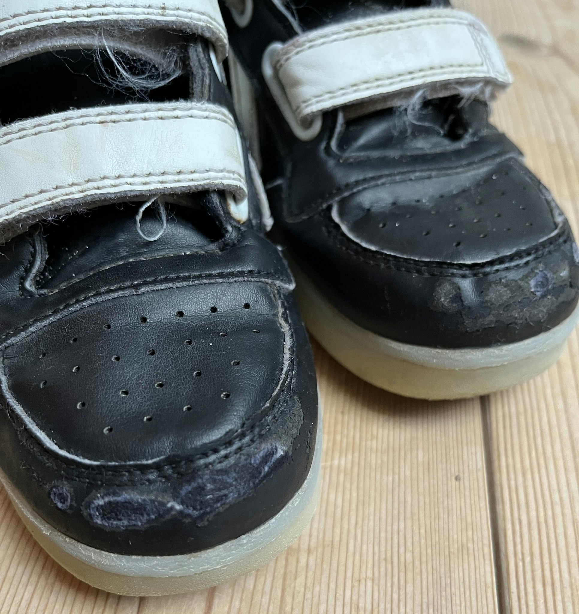 Vintersko - Adidas - str. 30
