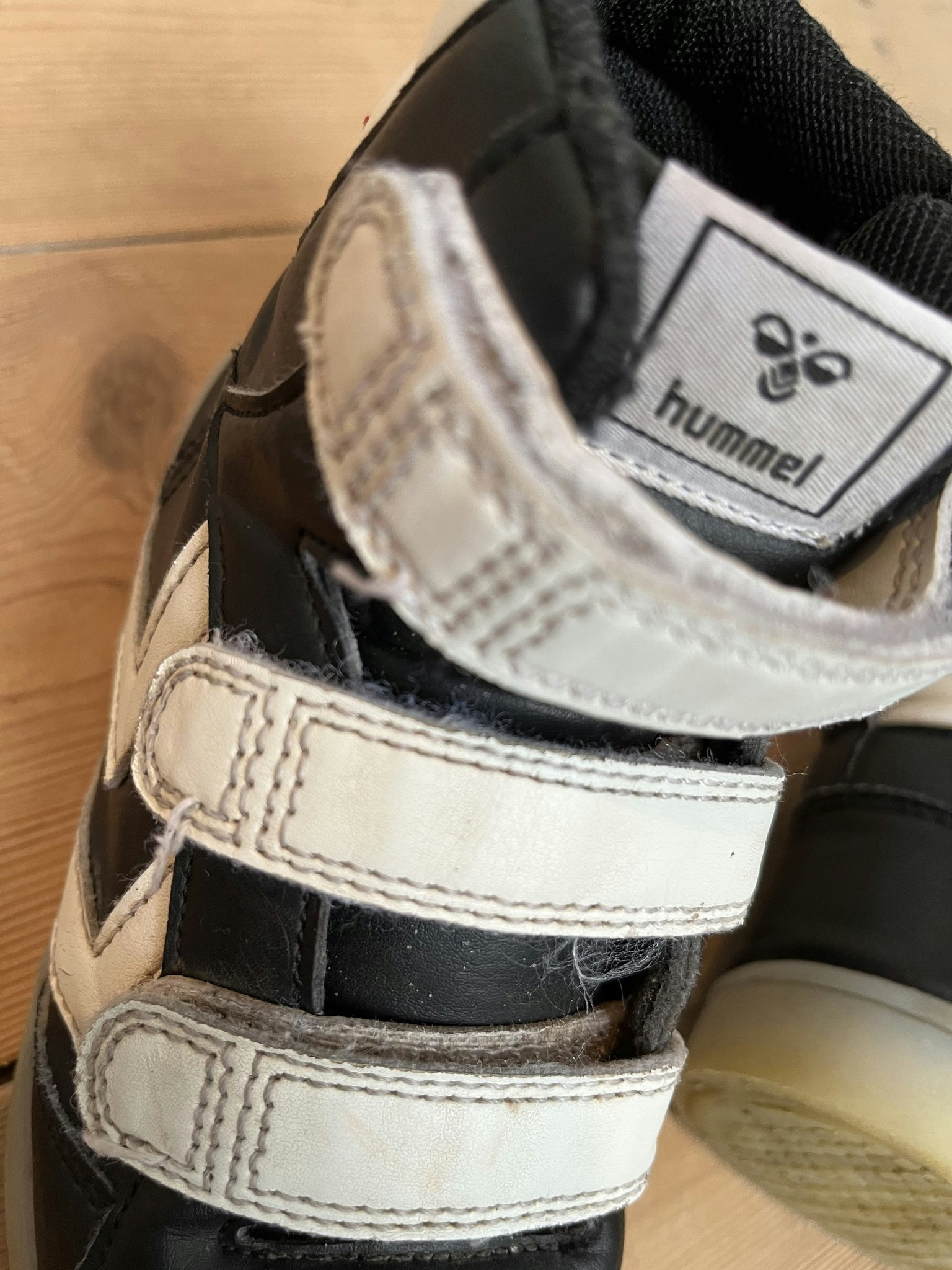 Vintersko - Adidas - str. 30