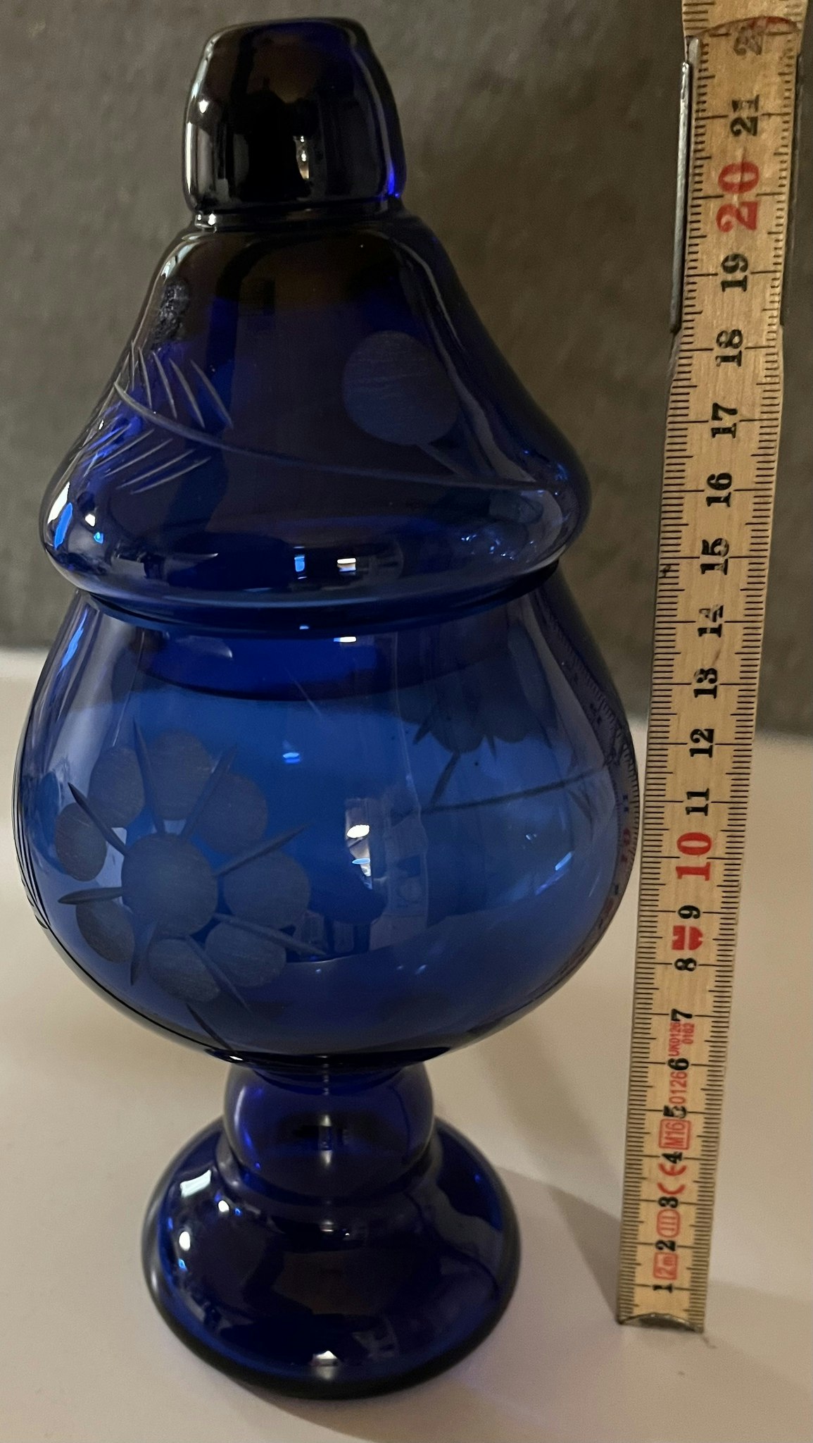 Blå glaskrukke med låg - 22 cm