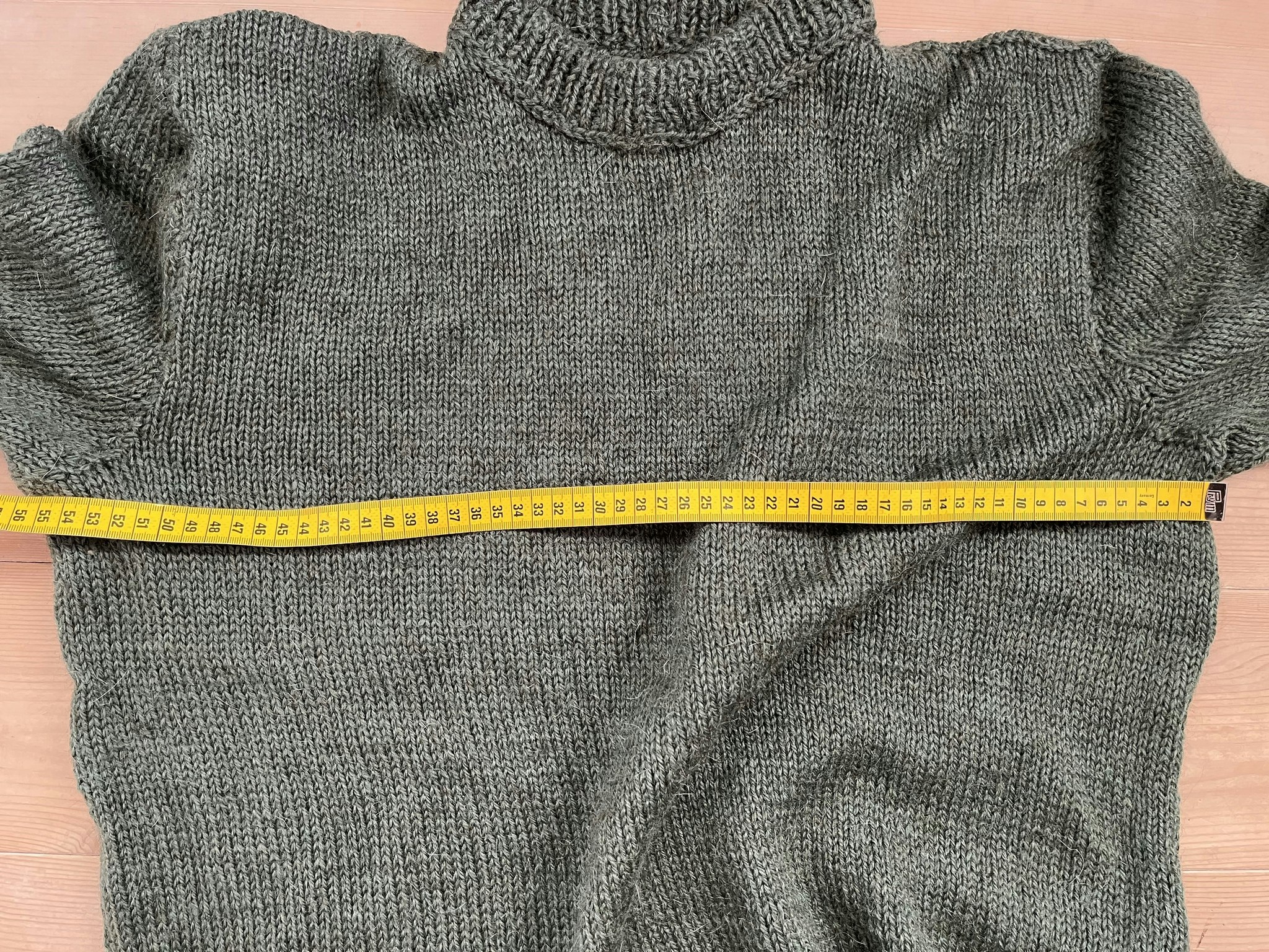 Trøje i Strik - str. L-XL