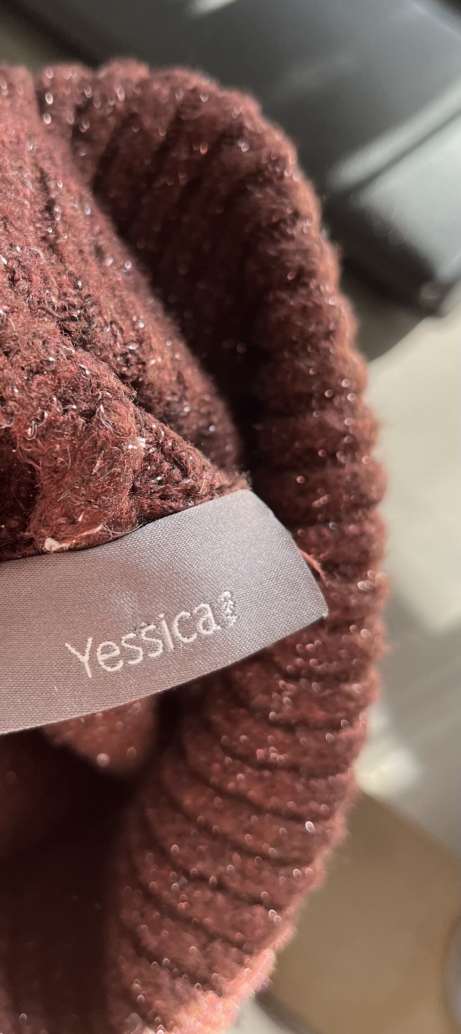 Yessica - str. M-L
