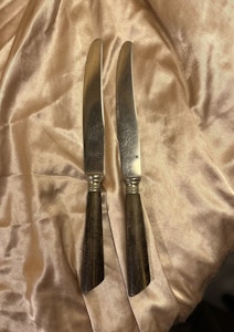 Bestik kniv