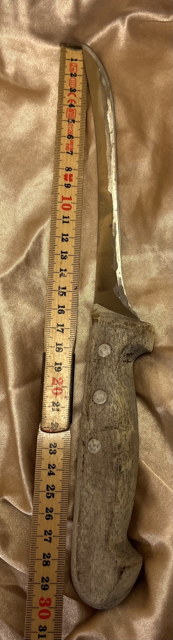 Kniv med træskaft - 30 cm