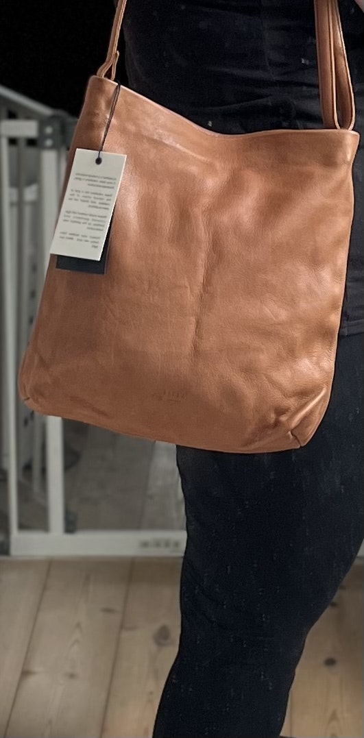 Still Nordic - Khloe HOBO