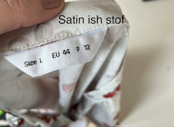 Satin / Viskose - str. L