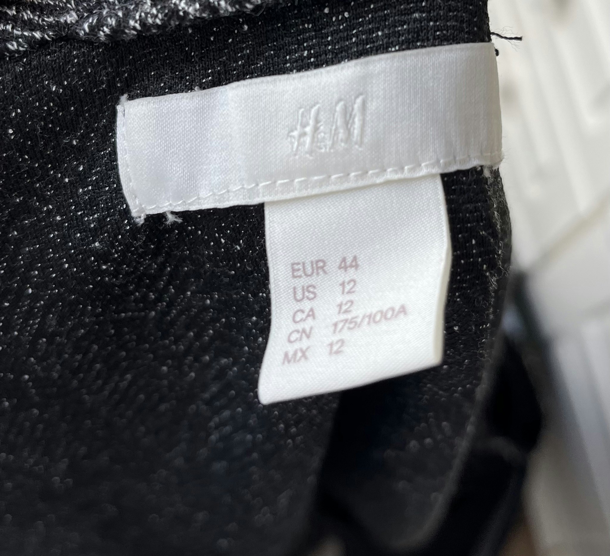 H&M - str. 44