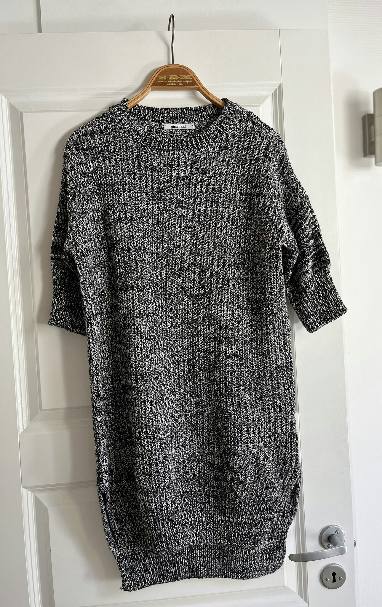 Gina Tricot - str. M