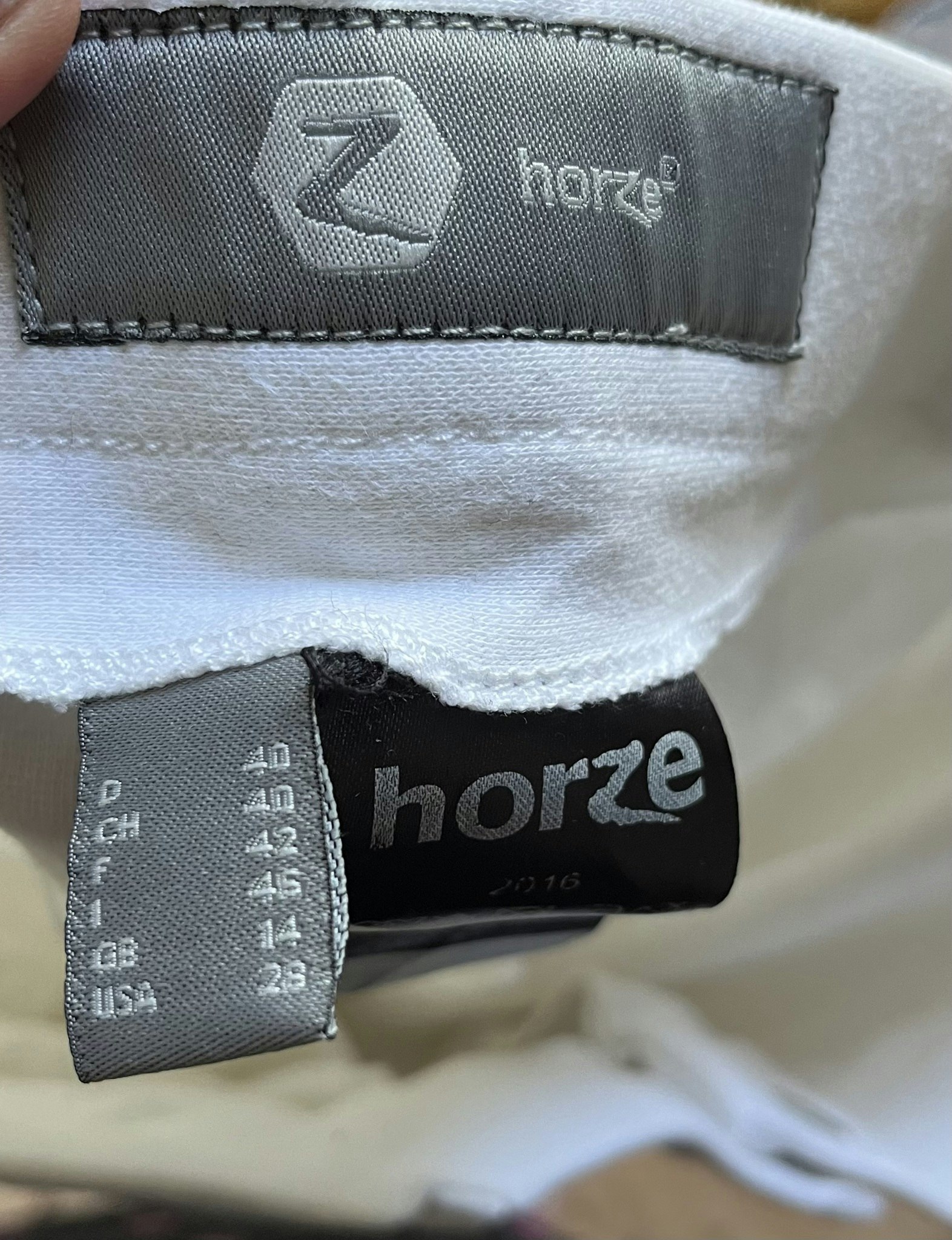 Horze - str. 40