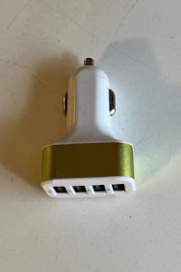Biloplader med 4 USB