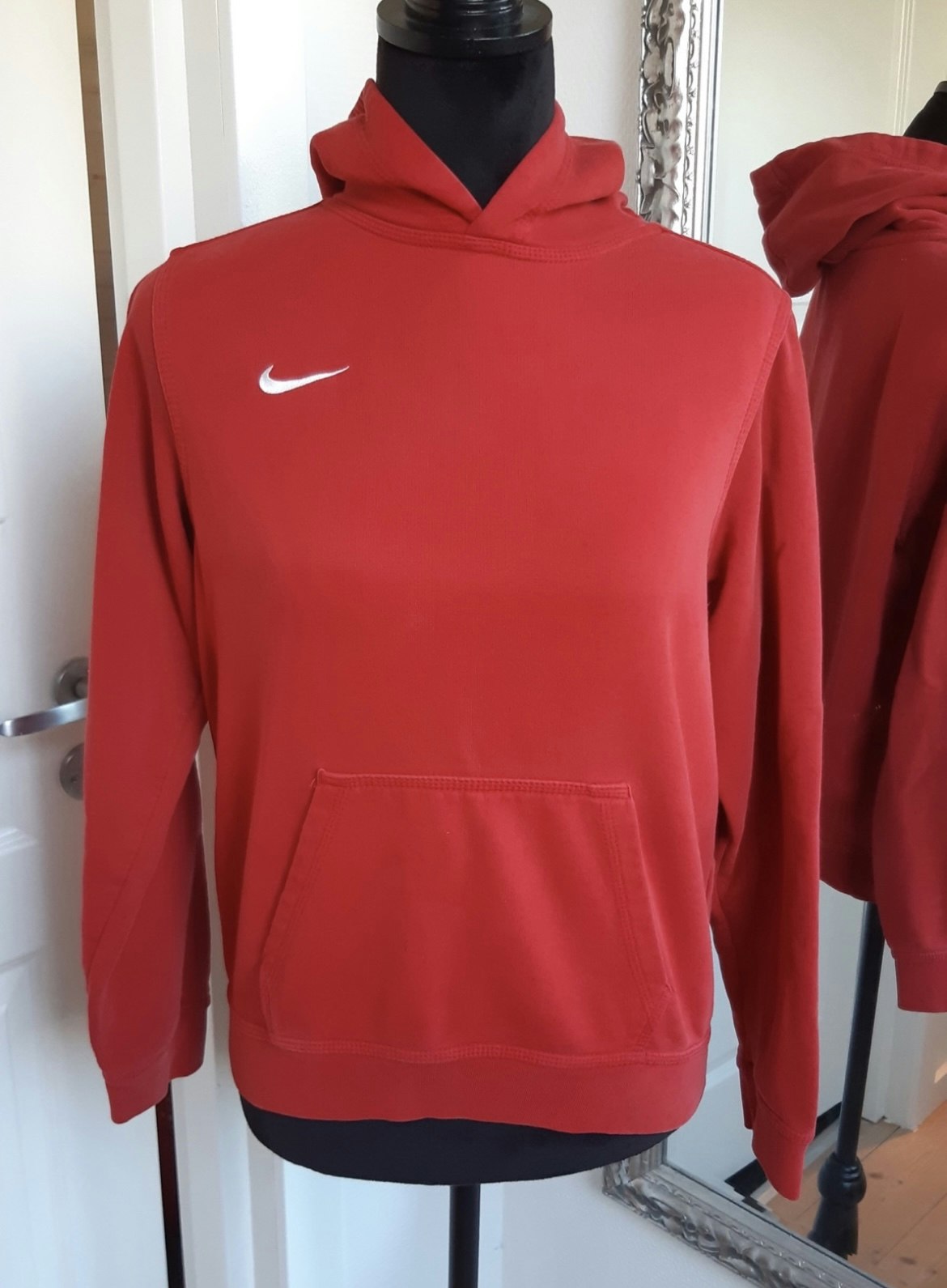 Nike - str. 158